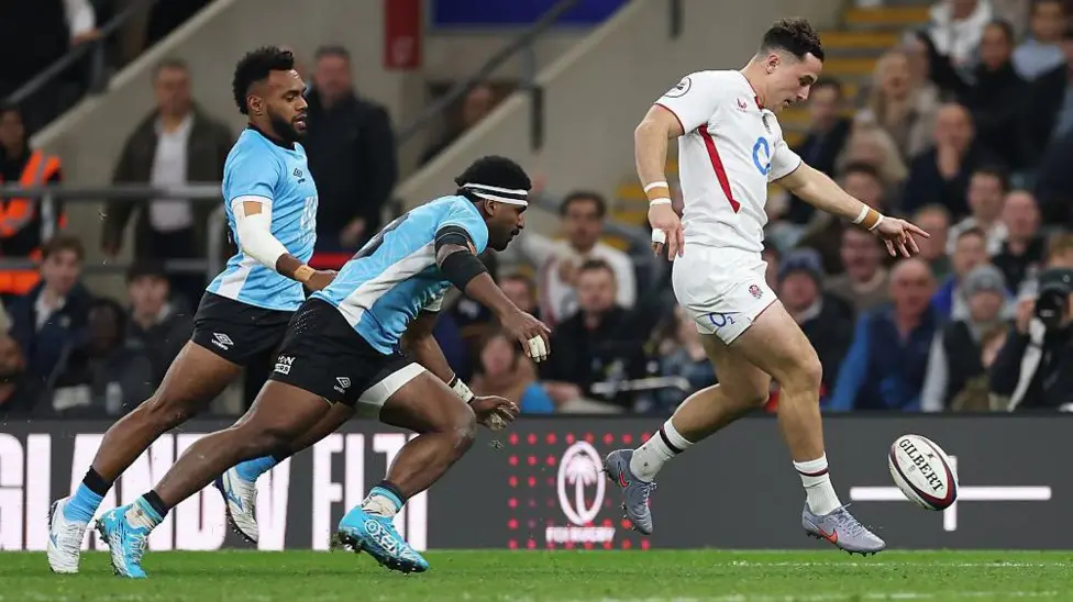 El ritmo y la calidad del banquillo de Arundell potencian a Inglaterra en casa