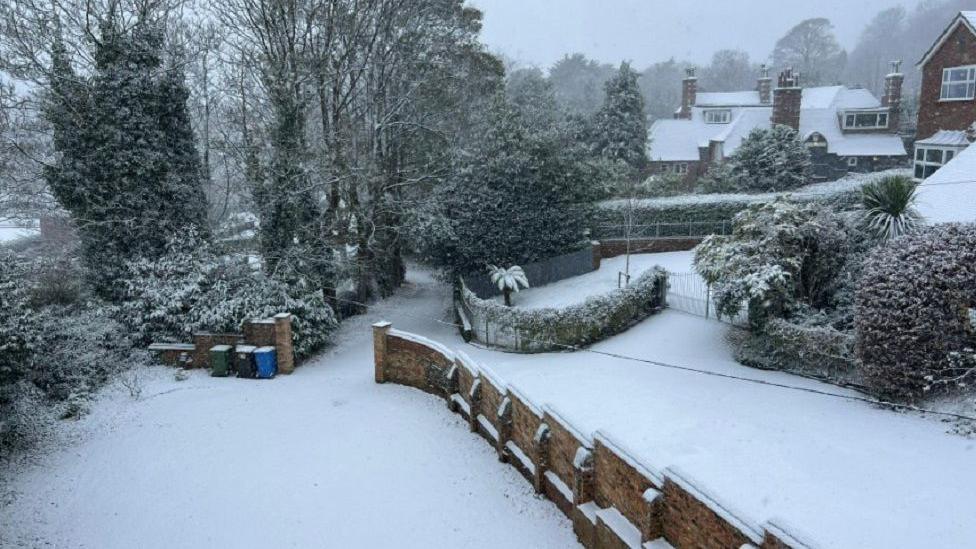 Snow covers homes and gardens in Scarborough