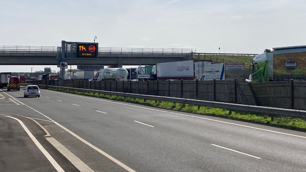 Vehicles queuing on the A14