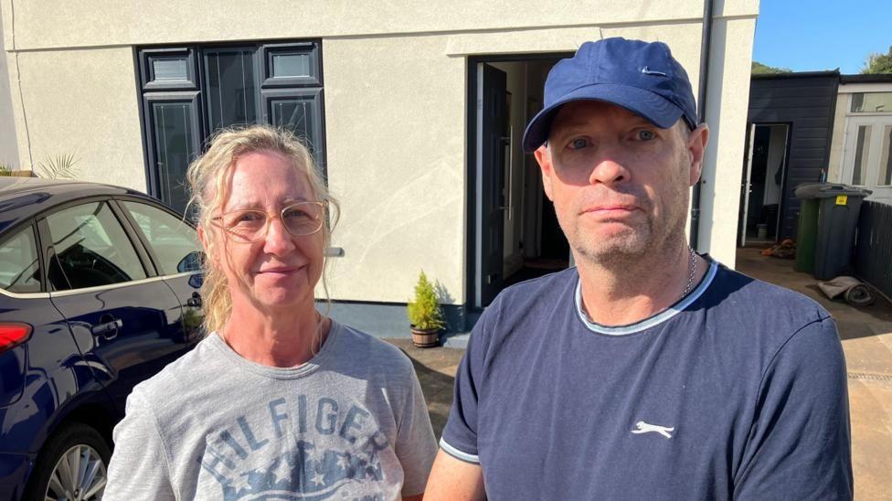 Gareth Morgan a Debi Bode