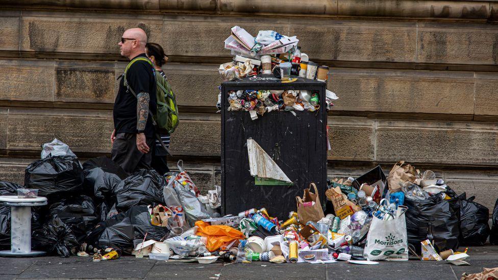 Edinburgh bin strikes 