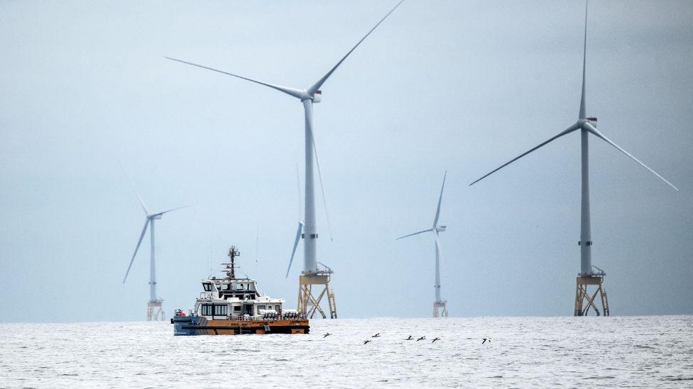 Offshore wind turbines 