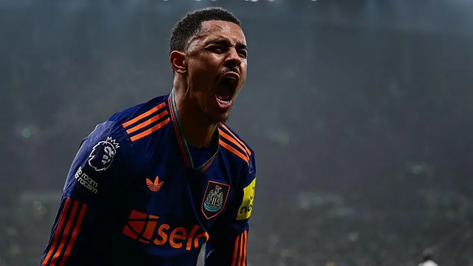 Howe quiere que los jugadores den un paso adelante: ¿es este el momento de que Ramsey brille?