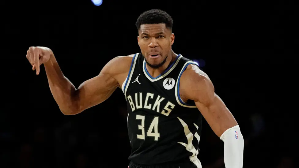 Antetokounmpo guides Bucks to NBA Cup final