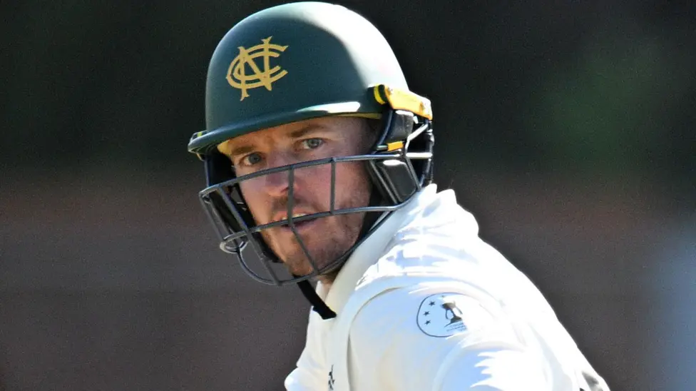 Los campeones, Notts, buscan el empate en Somerset.