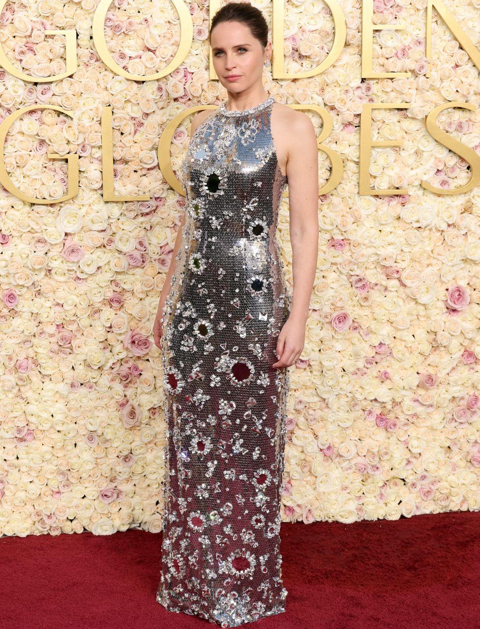  Felicity Jones attends the 82nd Annual Golden Globe Awards at The Beverly Hilton on January 05, 2025 in Beverly Hills, California