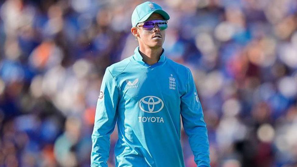 Bethell ruled out of The Hundred with knee injury