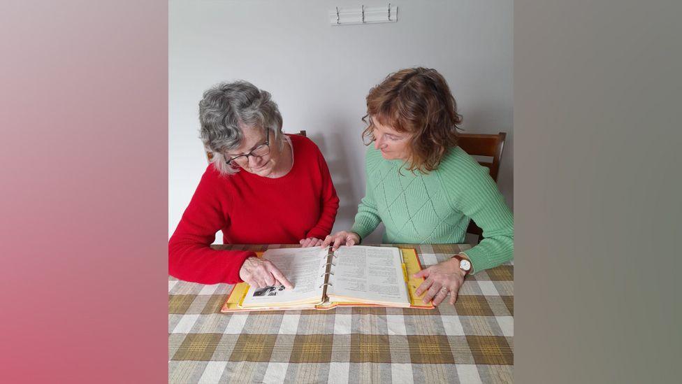 Kerry Clegg teaching adults to read