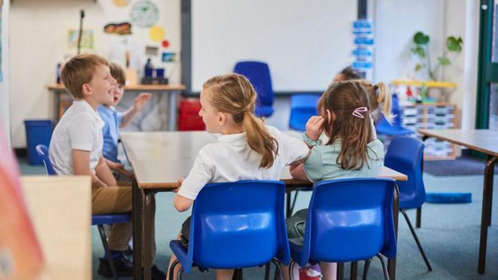 Free school meal pupils falling further behind their peers, report warns