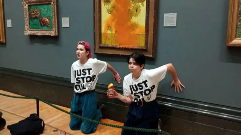 National Gallery bans liquid after artwork damaged