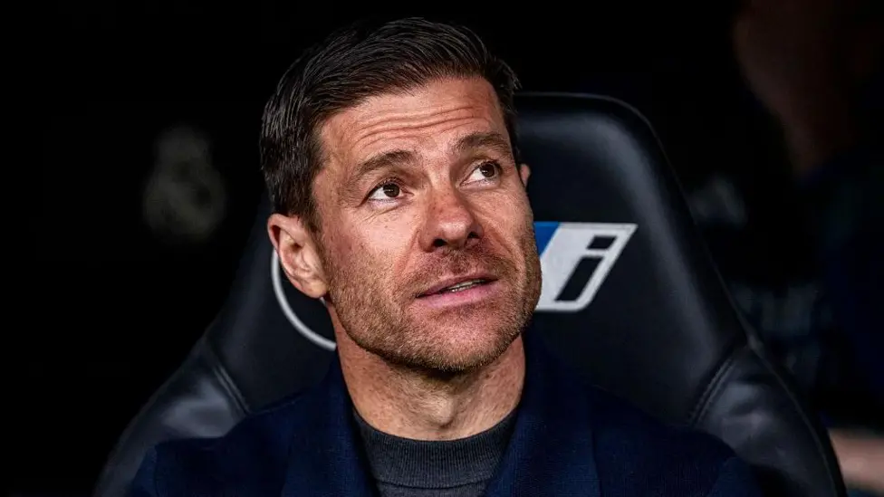 Sin trofeos en una temporada turbulenta, pero la llegada de Alonso ofrece esperanza al Chelsea.
