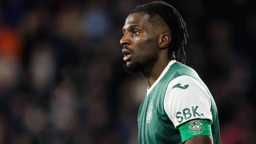 El Hibs espera la decisión sobre el trío de la AFCON para el viaje a Ibrox