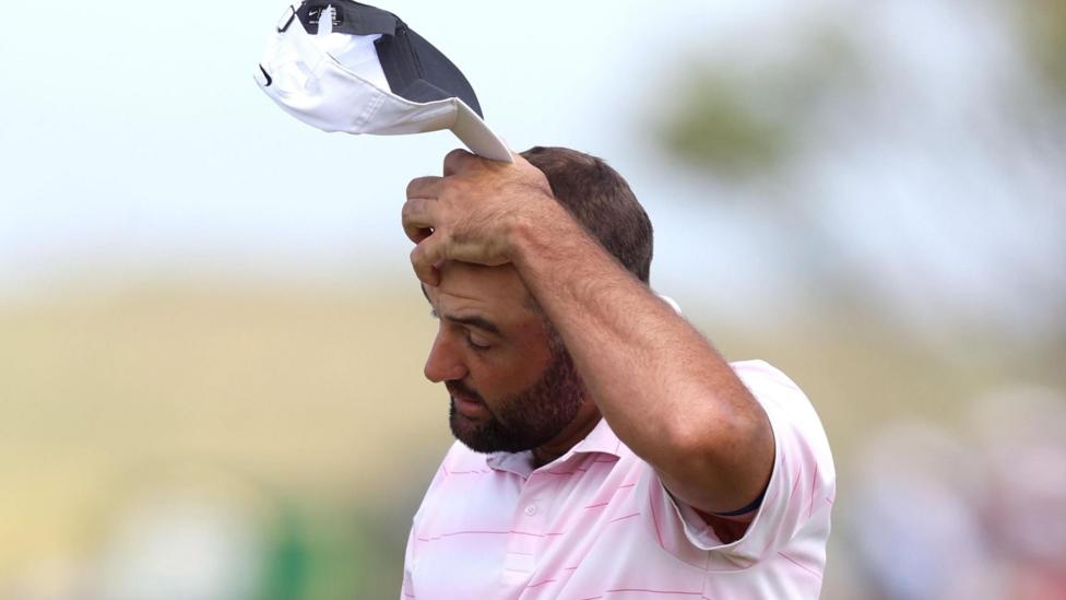 Scheffler misses first cut in four years as McIlroy leads