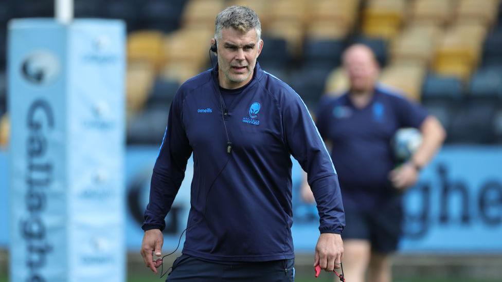 Now Chinnor director of rugby Nick Easter in action coaching for Worcester Warriors.