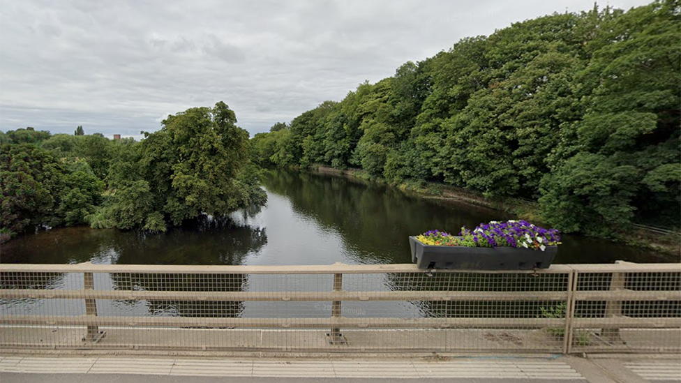 River Trent at Stapenhill Gardens