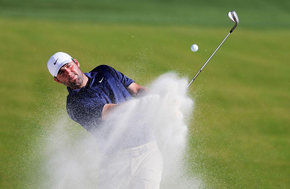 Scottie Scheffler plays out of a bunker on the 14th hole at Quail Hollow on his way to winning the US PGA Championship. Photo by Andrew Redington