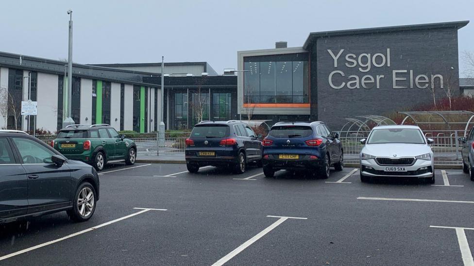 Ysgol Caer Elen, Hwlffordd