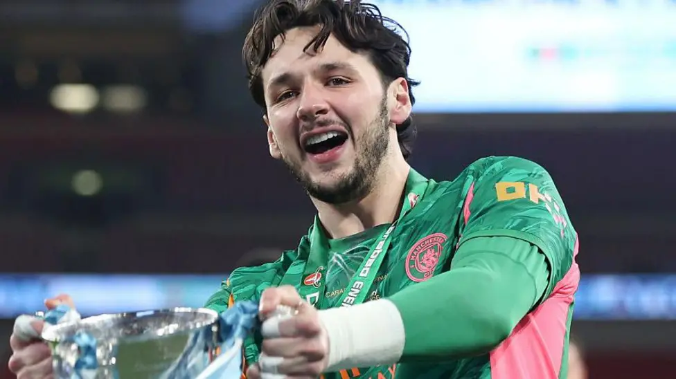 Leeds in talks to sign Man City keeper Trafford