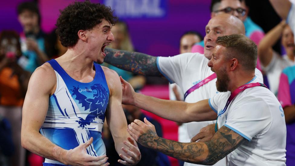 Гімнаст Ворд із Глазго став чемпіоном і здобув золото