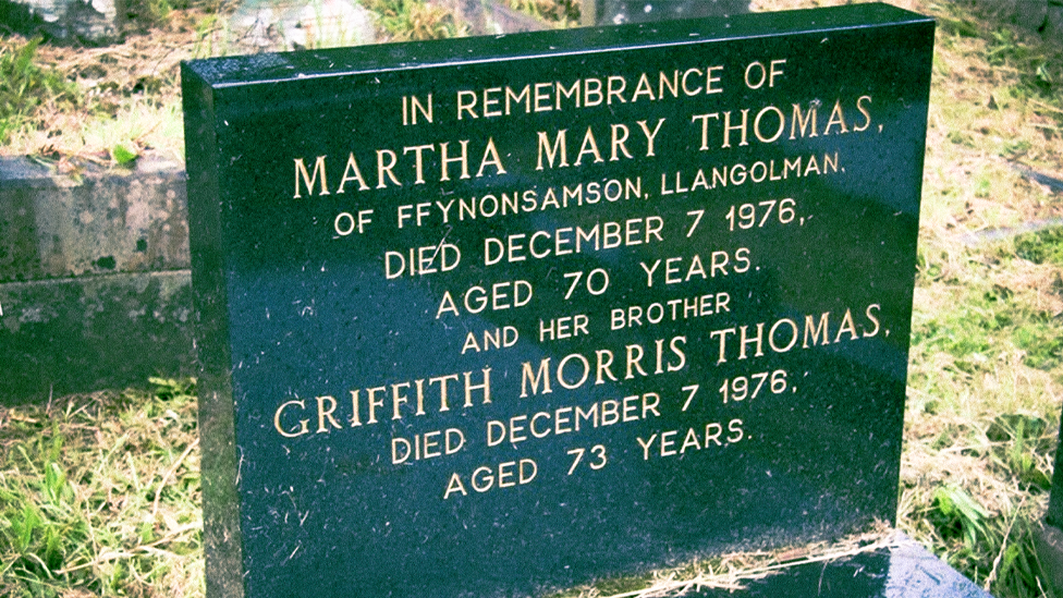 A grave headstone for Griff and Martha Mary Thomas, who was known as Patti