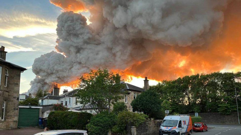 View from Elderslie of the fire in Linwood