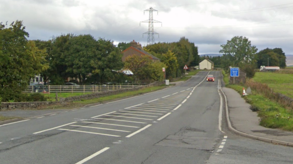 Two main roads near Buxton closed following crashes - BBC News