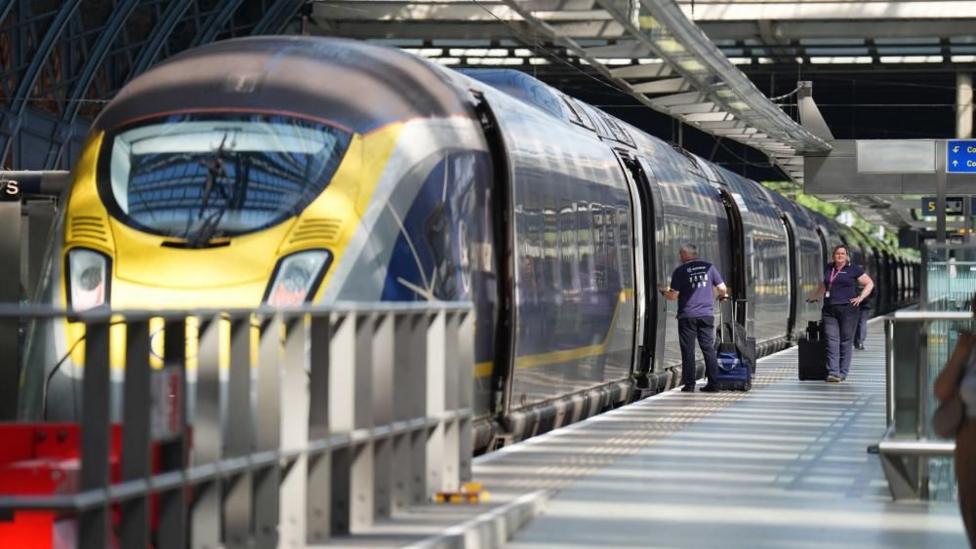 Eurostar passengers face severe delays and cancellations after cable theft
