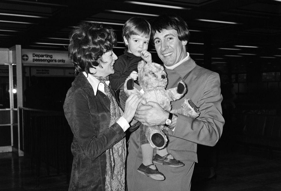 Maggie Smith with her husband Robert Stephens and their son Christopher departing from London Heathrow Airport for Los Angeles. 16th January 1970.