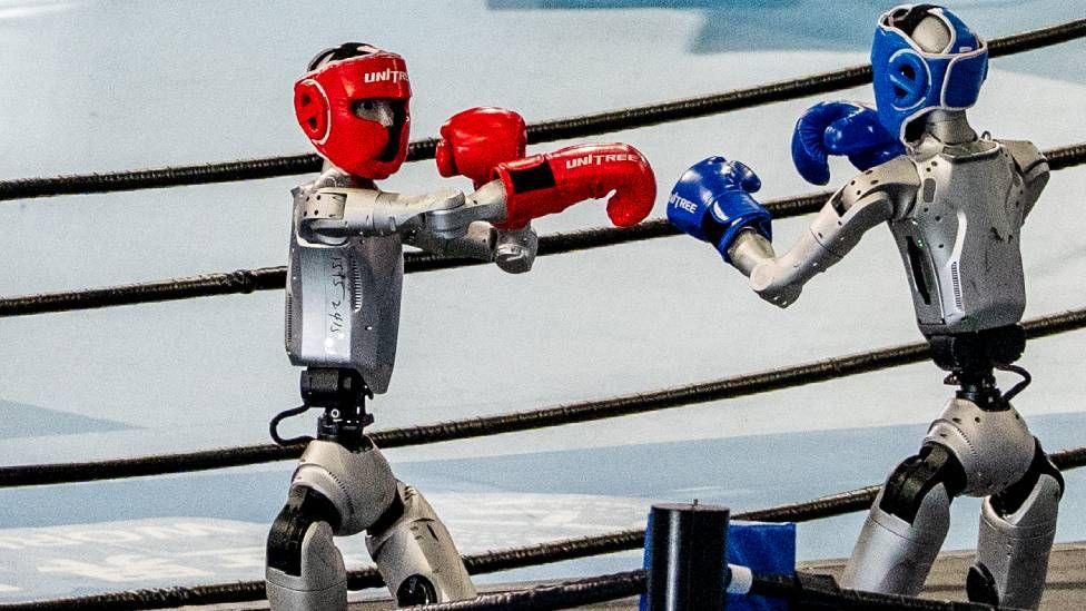 Robot boxing, football and sprinting at World Humanoid Games