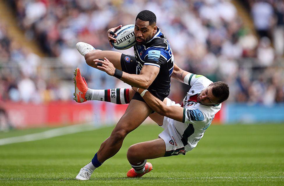 Handr Pollard tackles Joe Cokanasiga during the Gallagher Premiership Rugby Final match between Bath and the Leicester Tigers at the Allianz Stadium. Photo by Clive Mason