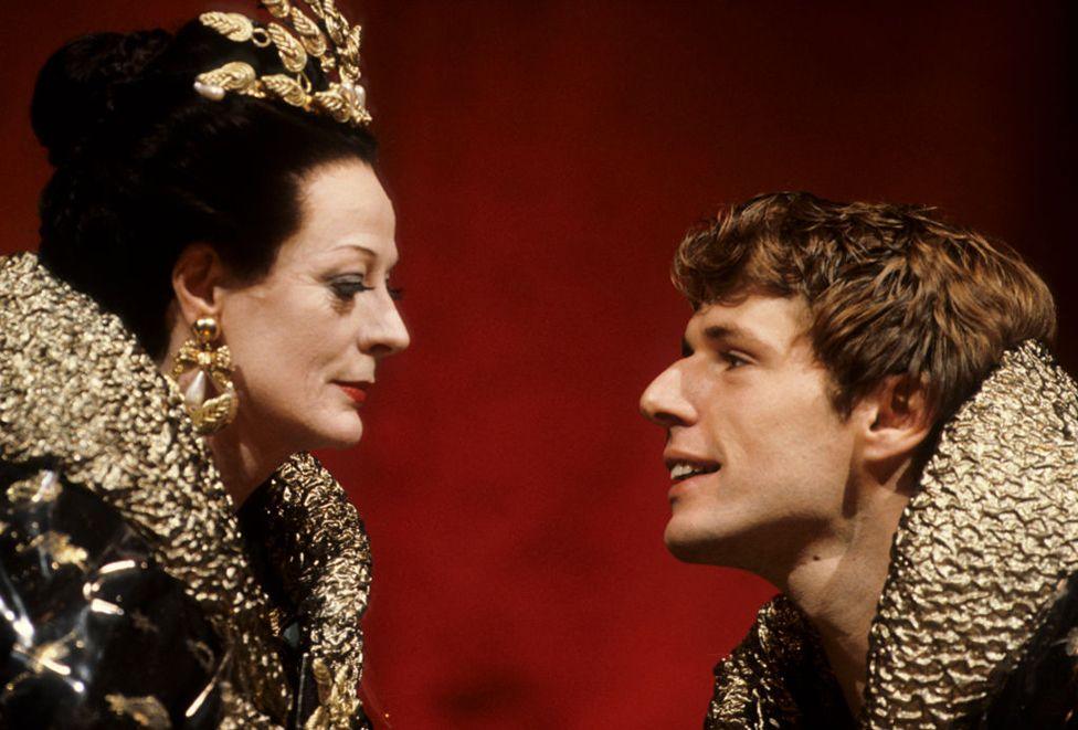 English actress Maggie Smith and French actor Lambert Wilson in Simon Callow's production of 'The Infernal Machine', by Jean Cocteau, at the Lyric Theatre, Hammersmith, London on November 4, 1986. 