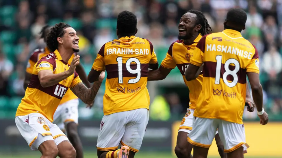 Cómo Johansson está afrontando el formidable desafío del Motherwell. Cómo Johansson está afrontando el formidable desafío del Motherwell.