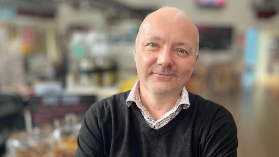 Ceannard An Lanntair, Sean Paul O'Hare