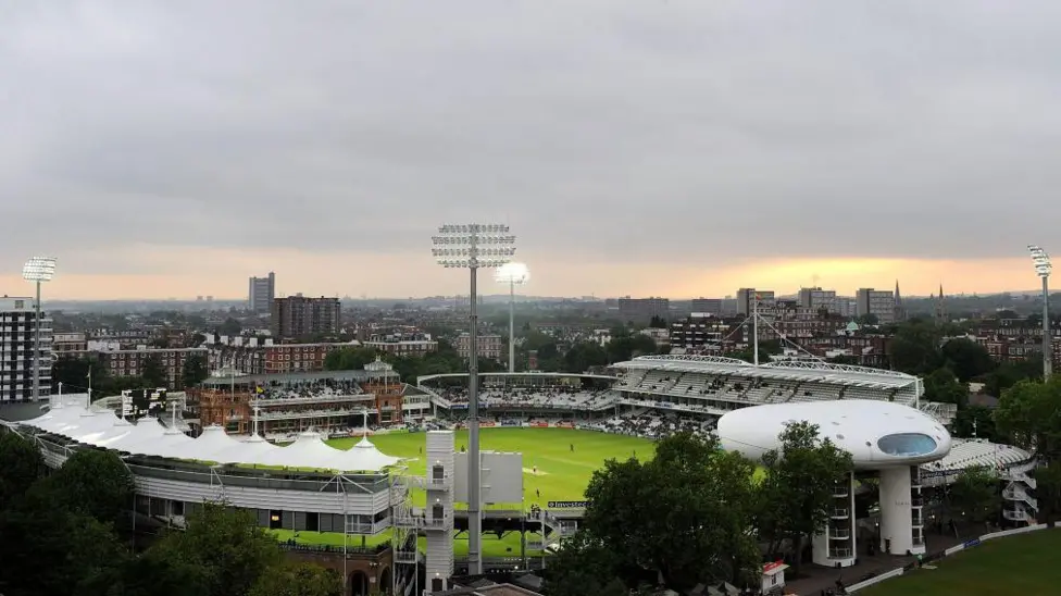 Middlesex nombra a Harrington como director ejecutivo interino.