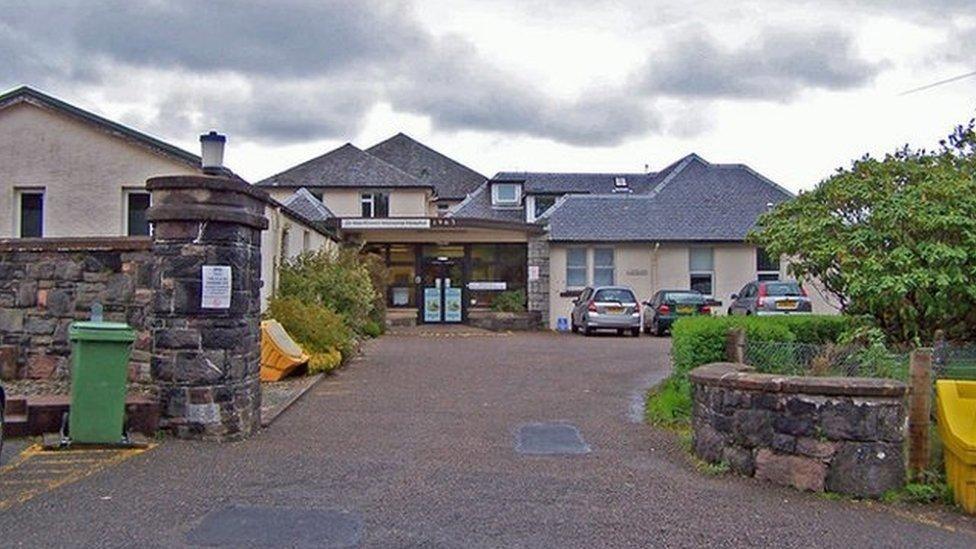 Seann togalach Ospadal Cuimhneachaidh an Dotair MacFhionghain san Àth Leathann