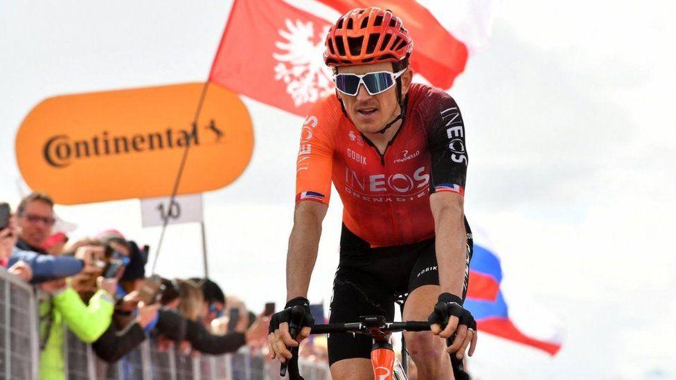 Geraint Thomas yn cystadlu yn y Giro d'Italia eleni