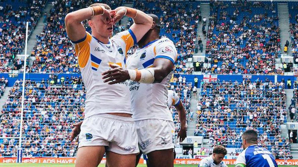 Leeds Rhinos Pull Away: 11 From 12 And Counting