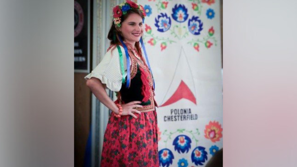 A woman in traditional Polish dress