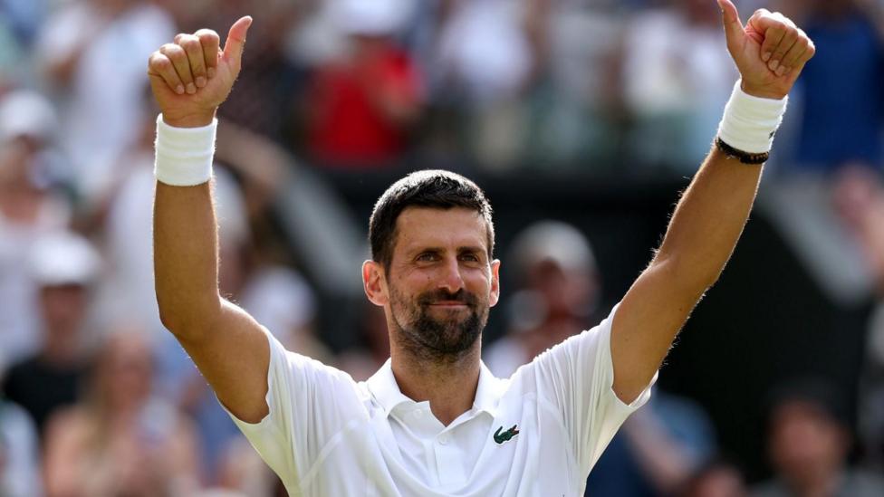 Djokovic breaks Federer's Wimbledon record to reach quarters