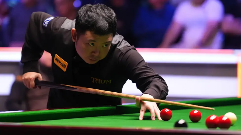 Zhang sorprende al campeón mundial Zhao en York