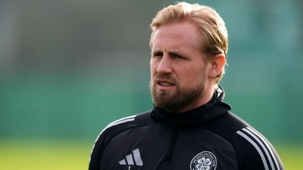 Goalkeeper Kasper Schmeichel signs a new contract with Celtic until 2026