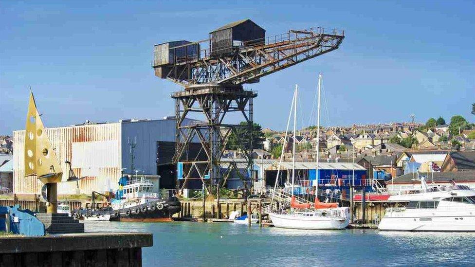 Hammerhead Crane, on the Isle of Wight