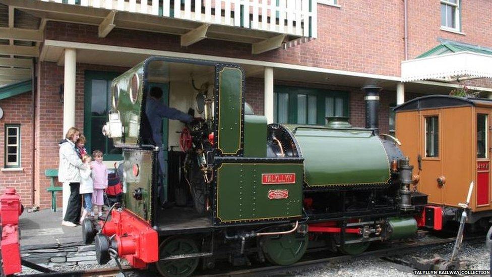 Train at Talyllyn Railway