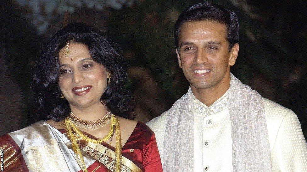 Rahul Dravid and Vijeta Pendharkar at their wedding