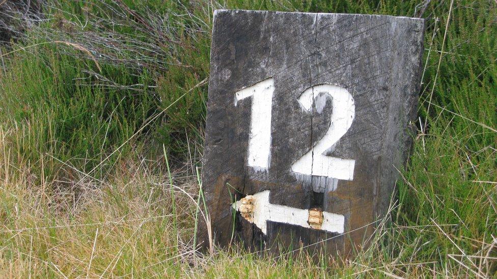 A waymarker at Castle Stuart Golf Links