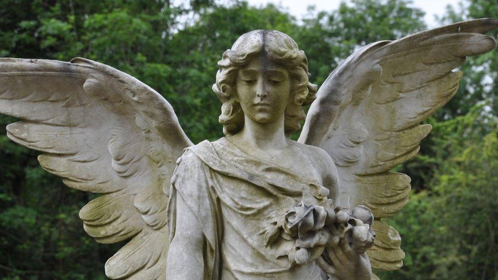 Angel statue at Arnos Vale Cemetery