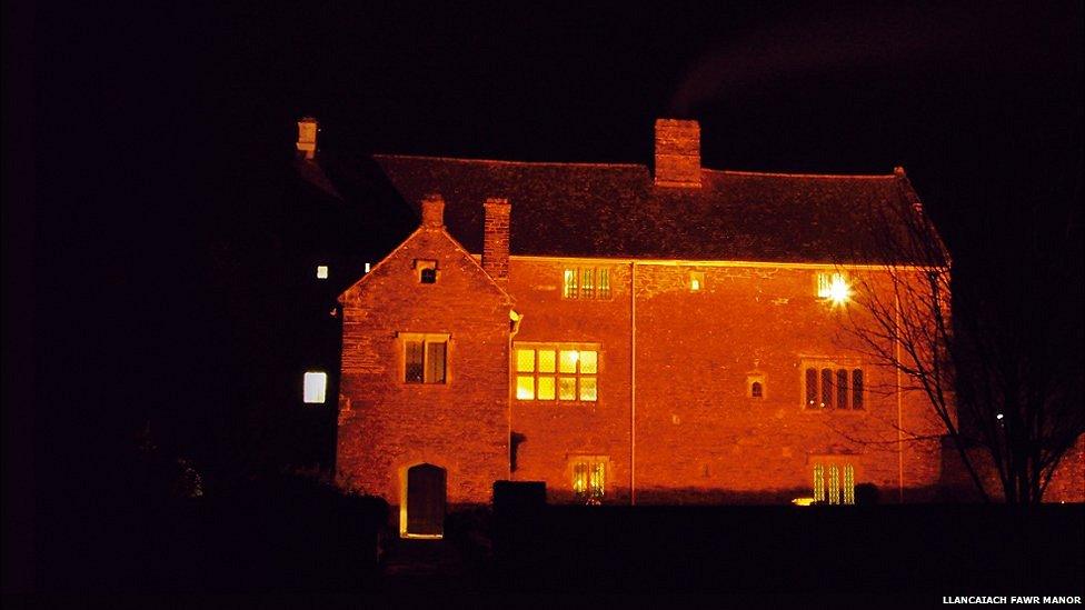 Llancaiach Fawr Manor at night