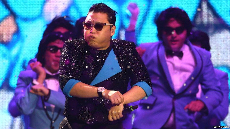 Psy performs Gangnam Style
