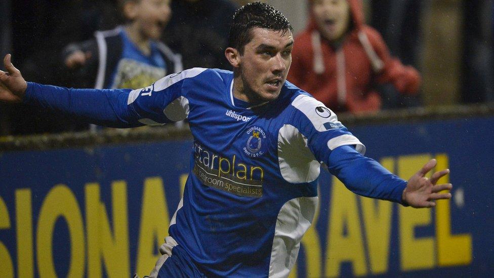 Defender Emmett Friars scored the only goal at Stangmore Park as Dungannon Swifts beat Lisburn Distillery