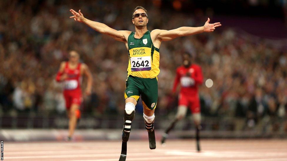Oscar Pistorius breaks Paralympic record in T44 400m at the London Games.
